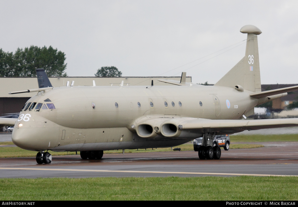 Aircraft Photo of XV236 | Hawker Siddeley Nimrod MR2 | UK - Air Force | AirHistory.net #22835