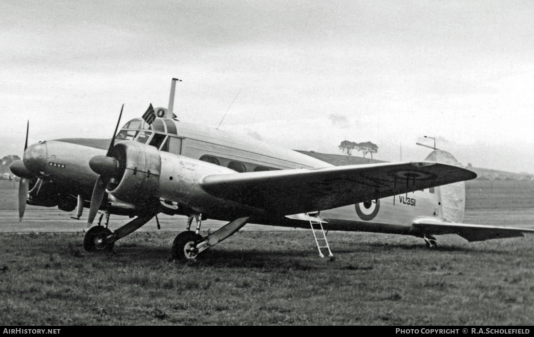 Aircraft Photo of VL351 | Avro 652A Anson C19/2 | UK - Air Force | AirHistory.net #22873