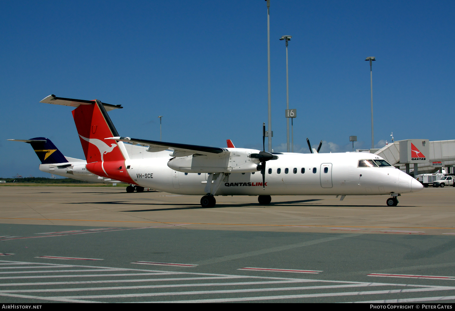 Aircraft Photo of VH-SCE | Bombardier DHC-8-315Q Dash 8 | QantasLink | AirHistory.net #22982