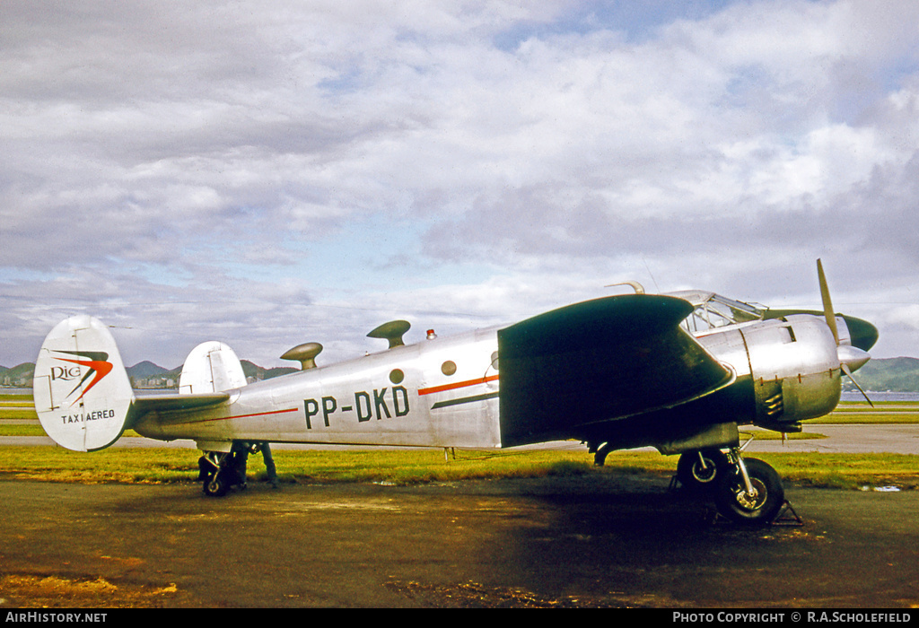Aircraft Photo of PP-DKD | Beech D18S | Rio Taxi Aéreo | AirHistory.net #23019