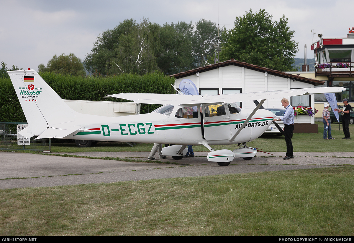 Aircraft Photo of D-ECGZ | Reims FR172H Reims Rocket | AirHistory.net #23273