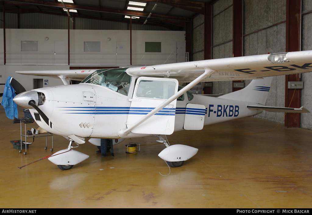 Aircraft Photo of F-BKBB | Cessna 182E Skylane | AirHistory.net #23284