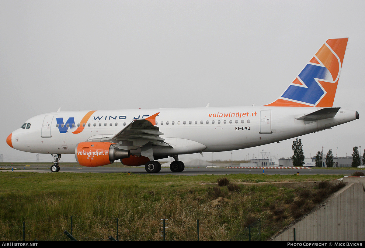 Aircraft Photo of EI-DVD | Airbus A319-113 | Wind Jet | AirHistory.net #23308