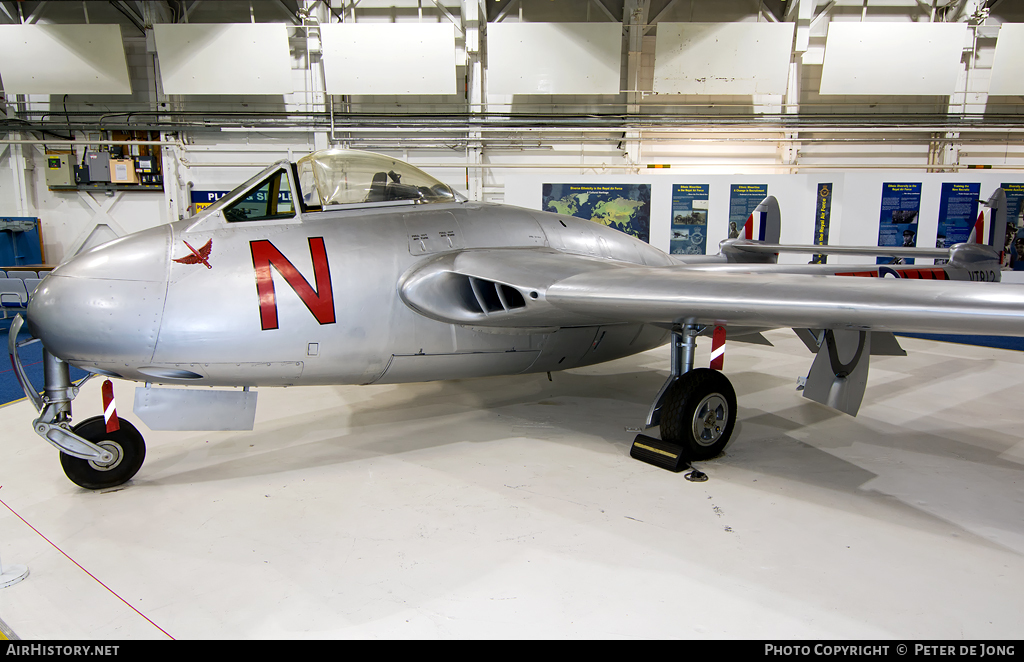 Aircraft Photo of VT812 | De Havilland D.H. 100 Vampire F3 | UK - Air Force | AirHistory.net #23351