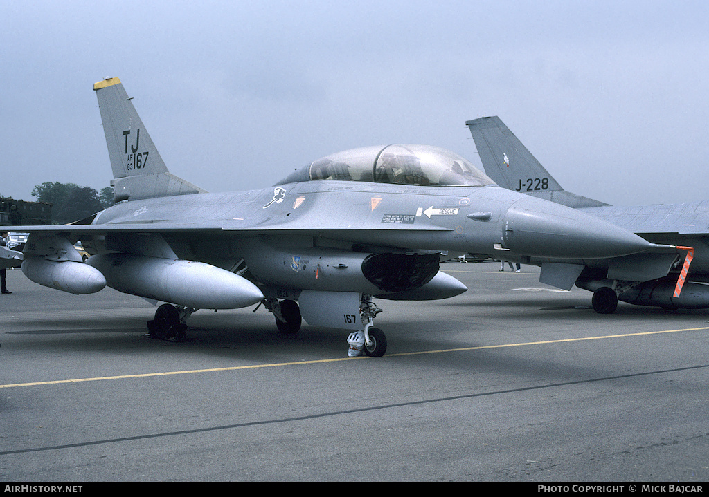 Aircraft Photo of 83-1167 / AF83-167 | General Dynamics F-16B Fighting Falcon | USA - Air Force | AirHistory.net #23684