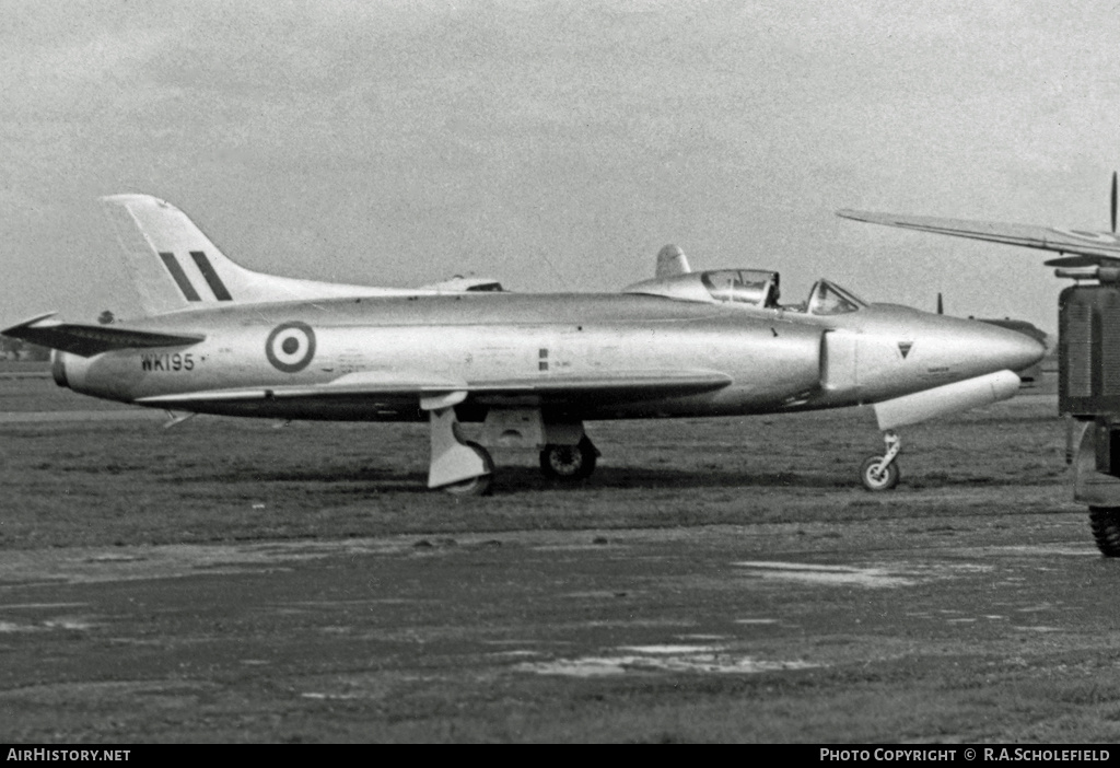 Aircraft Photo of WK195 | Supermarine Swift F1 | UK - Air Force | AirHistory.net #23896