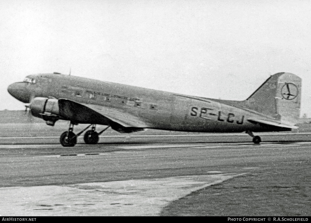 Aircraft Photo of SP-LCJ | Douglas C-47A Skytrain | LOT Polish Airlines - Polskie Linie Lotnicze | AirHistory.net #23937