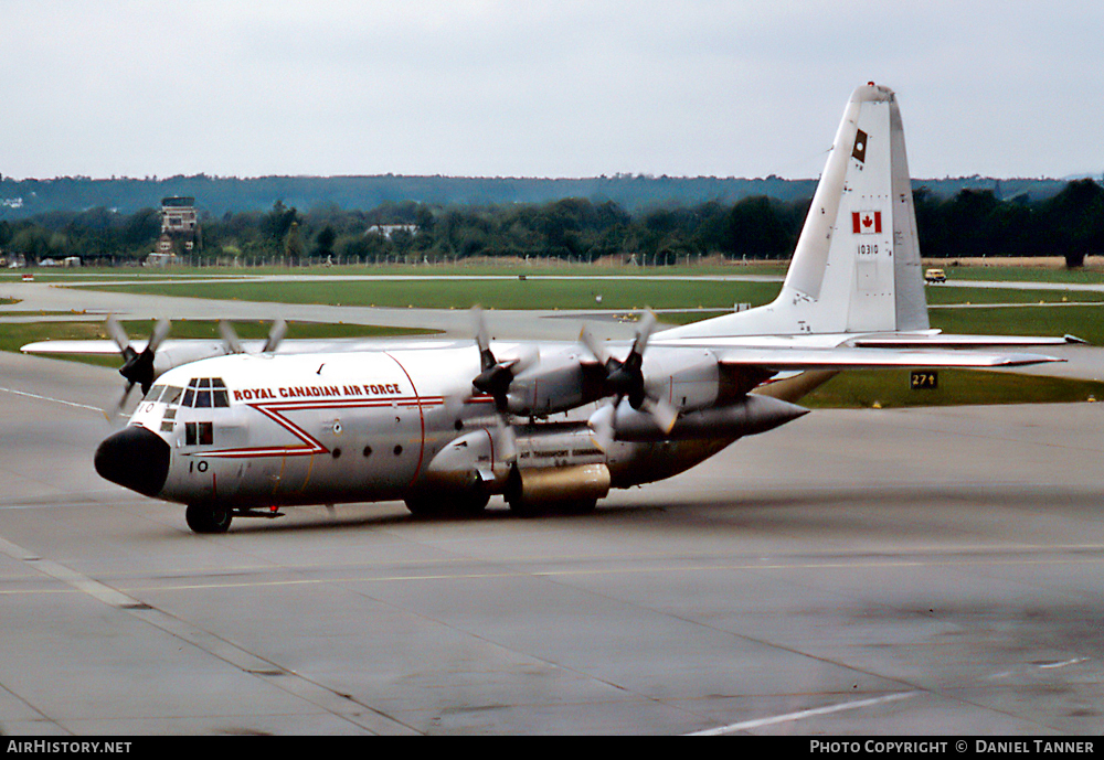 Aircraft Photo of 10310 | Lockheed C-130H Hercules | Canada - Air Force | AirHistory.net #23951