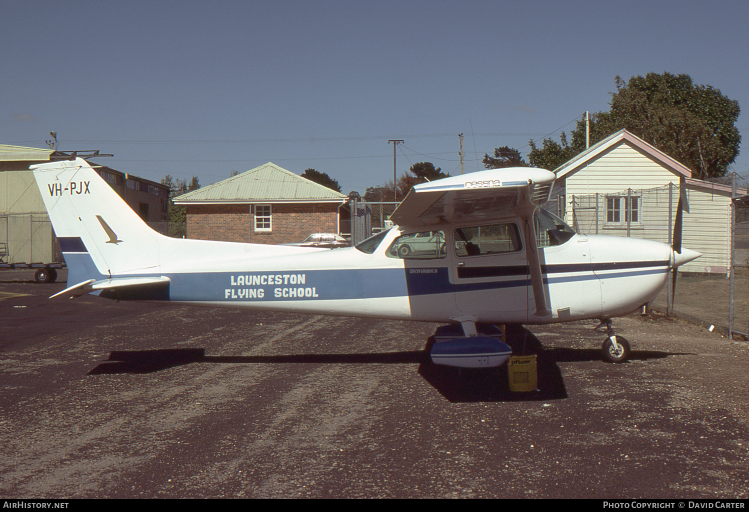 Aircraft Photo of VH-PJX | Cessna 172N Skyhawk 100 II | Launceston Flying School | AirHistory.net #24063