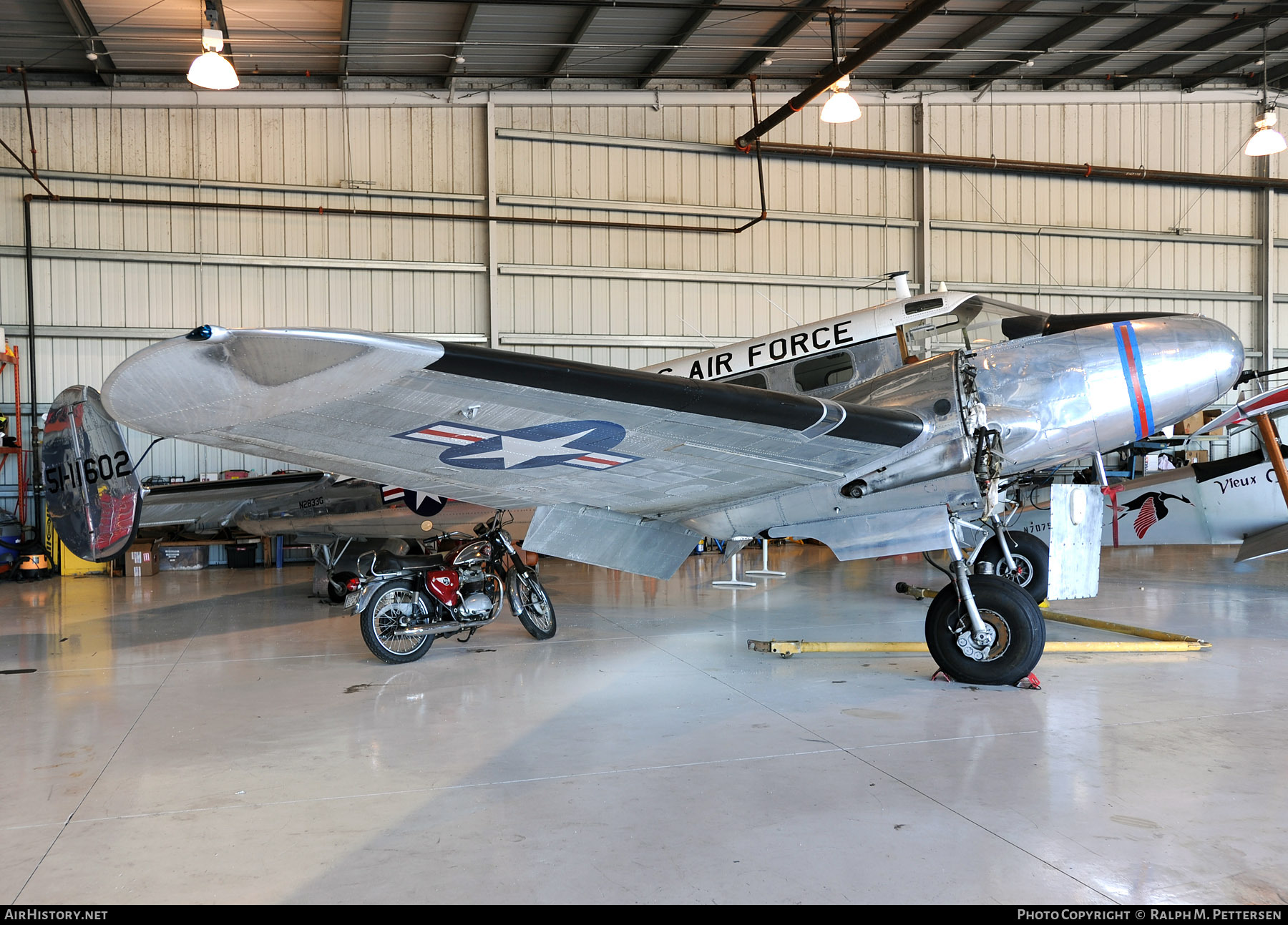 Aircraft Photo of N2833G / 51-11602 | Beech C-45H Expeditor | USA - Air Force | AirHistory.net #24077