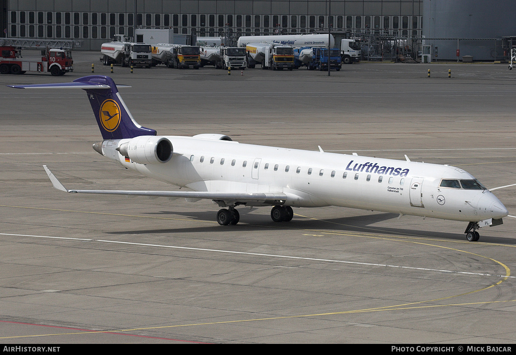 Aircraft Photo of D-ACPL | Bombardier CRJ-701ER (CL-600-2C10) | Lufthansa | AirHistory.net #24290
