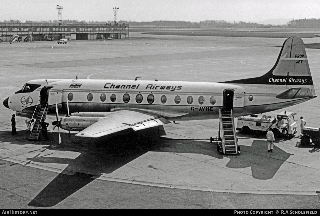 Aircraft Photo of G-AVHE | Vickers 812 Viscount | Channel Airways | AirHistory.net #24394