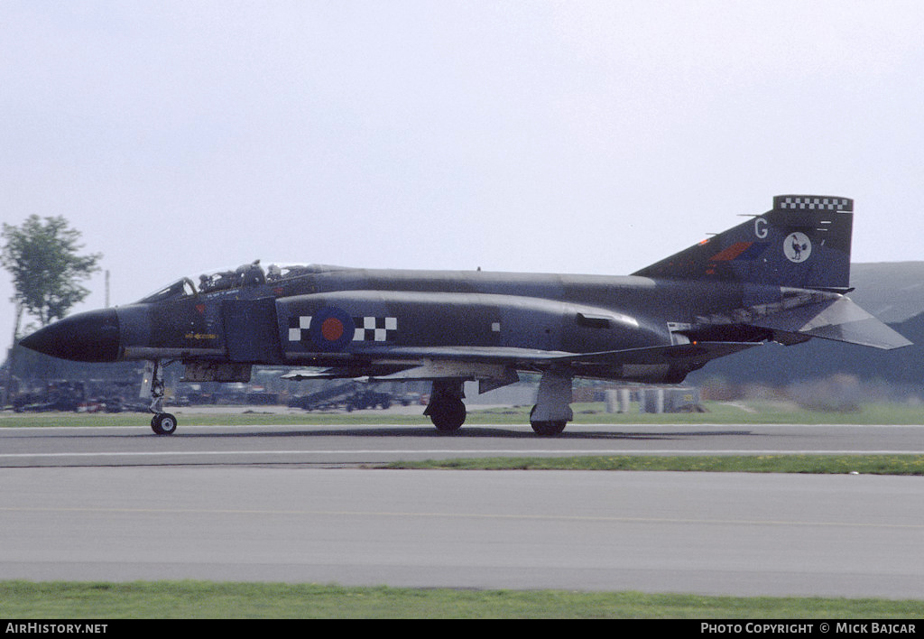 Aircraft Photo of XV587 | McDonnell Douglas F-4K Phantom FG1 | UK - Air Force | AirHistory.net #24471