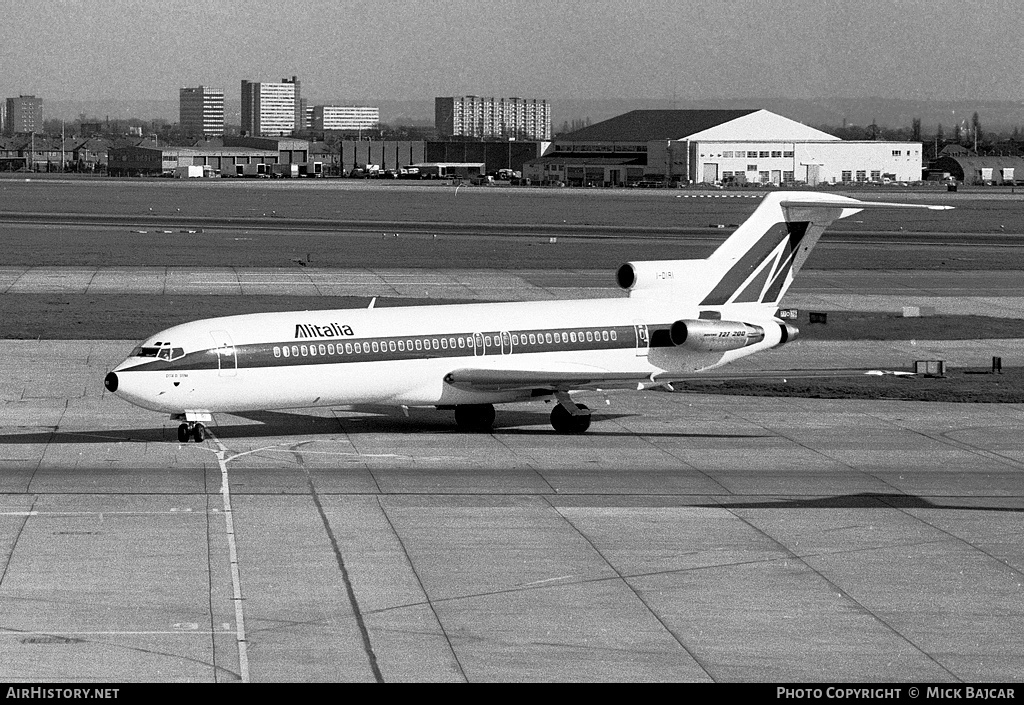 Aircraft Photo of I-DIRI | Boeing 727-243/Adv | Alitalia | AirHistory.net #24535