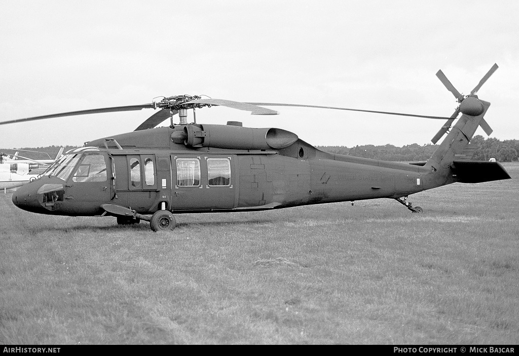 Aircraft Photo of 81-23585 / 23585 | Sikorsky UH-60A Black Hawk (S-70A) | USA - Army | AirHistory.net #24636