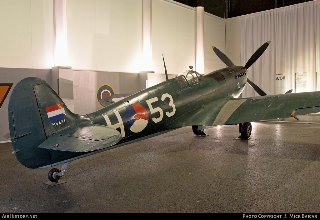 Aircraft Photo of H-53 | Supermarine 361 Spitfire LF9C | Netherlands - Air Force | AirHistory.net #24639