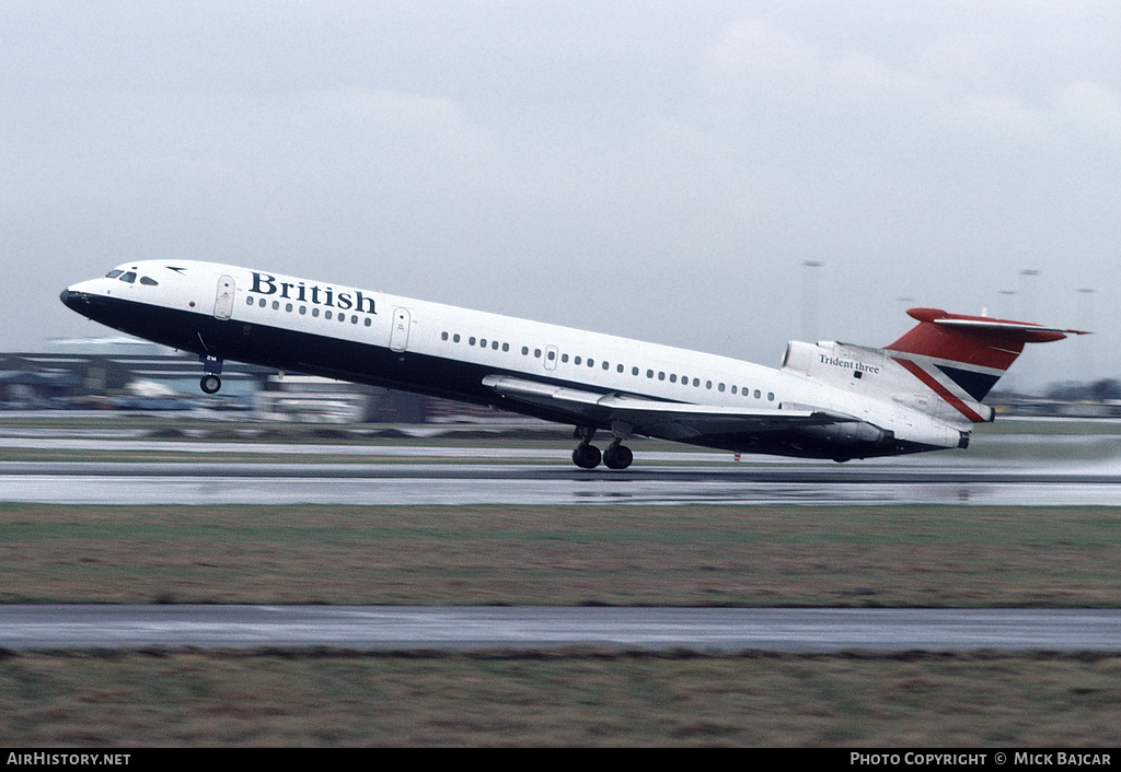 Aircraft Photo of G-AWZM | Hawker Siddeley HS-121 Trident 3B | British Airways | AirHistory.net #24787