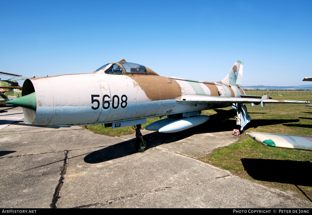 Aircraft Photo of 5608 | Sukhoi Su-7BM | Czechoslovakia - Air Force | AirHistory.net #24913