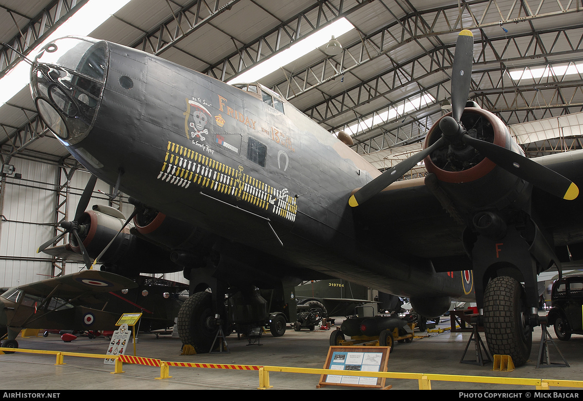 Aircraft Photo of LV907 | Handley Page HP-59 Halifax B2 | UK - Air Force | AirHistory.net #25068