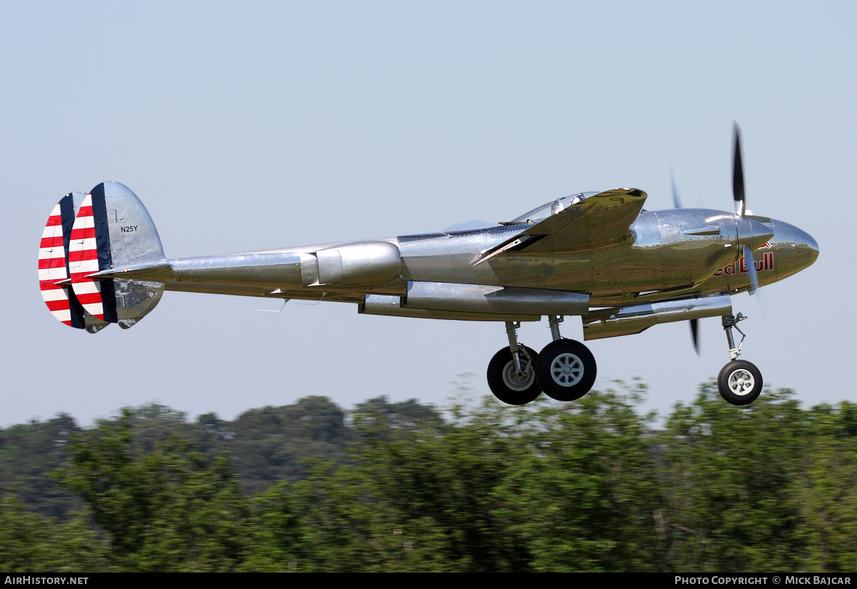 Aircraft Photo of N25Y | Lockheed P-38L Lightning | Red Bull | AirHistory.net #25125
