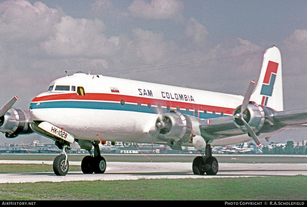 Aircraft Photo of HK-1028 | Douglas C-54A Skymaster | SAM - Sociedad Aeronáutica de Medellín | AirHistory.net #25242