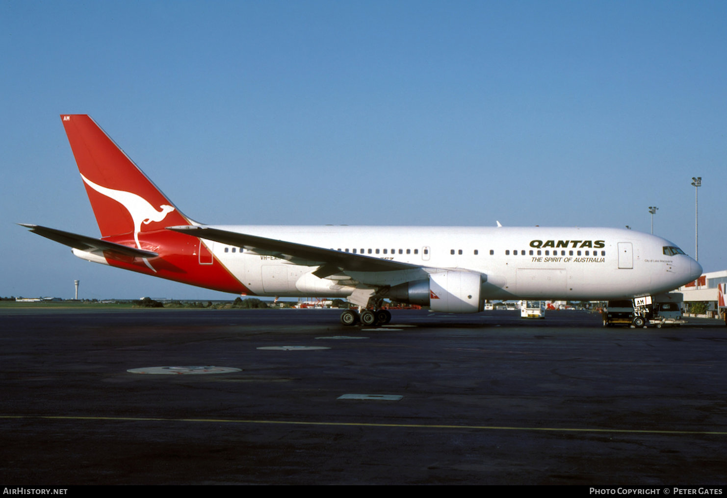 Aircraft Photo of VH-EAM | Boeing 767-238/ER | Qantas | AirHistory.net #25720
