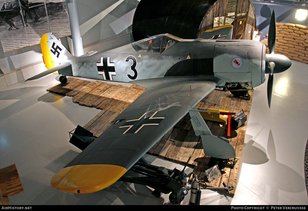 Aircraft Photo of 2219 | Focke-Wulf Fw-190A-3/U-3 | Germany - Air Force | AirHistory.net #25763