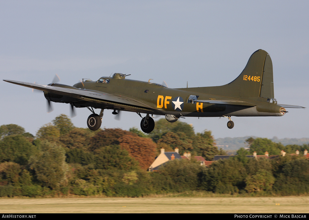 Aircraft Photo of G-BEDF / 124485 | Boeing B-17G Flying Fortress | USA - Air Force | AirHistory.net #25853