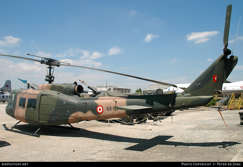 Aircraft Photo of 69-15724 | Bell UH-1H Iroquois | Turkey - Air Force | AirHistory.net #26109