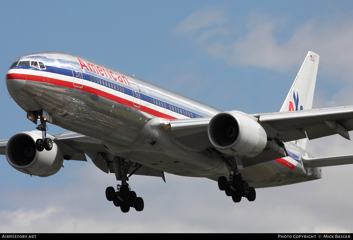 Aircraft Photo of N779AN | Boeing 777-223/ER | American Airlines | AirHistory.net #26449