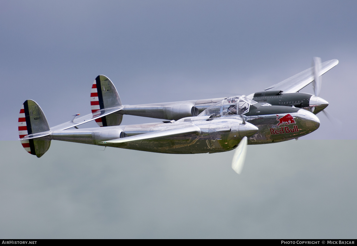 Aircraft Photo of N25Y | Lockheed P-38L Lightning | Red Bull | AirHistory.net #26543