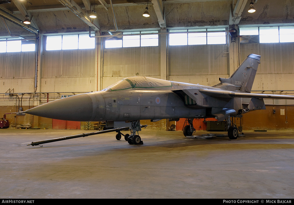Aircraft Photo of ZE204 | Panavia Tornado F3 | UK - Air Force | AirHistory.net #26971