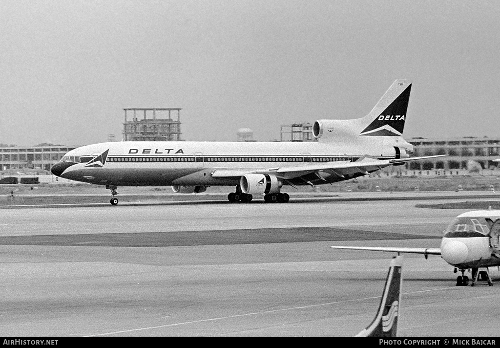 Aircraft Photo of N81028 | Lockheed L-1011-385-1-15 TriStar 200 | Delta Air Lines | AirHistory.net #27170
