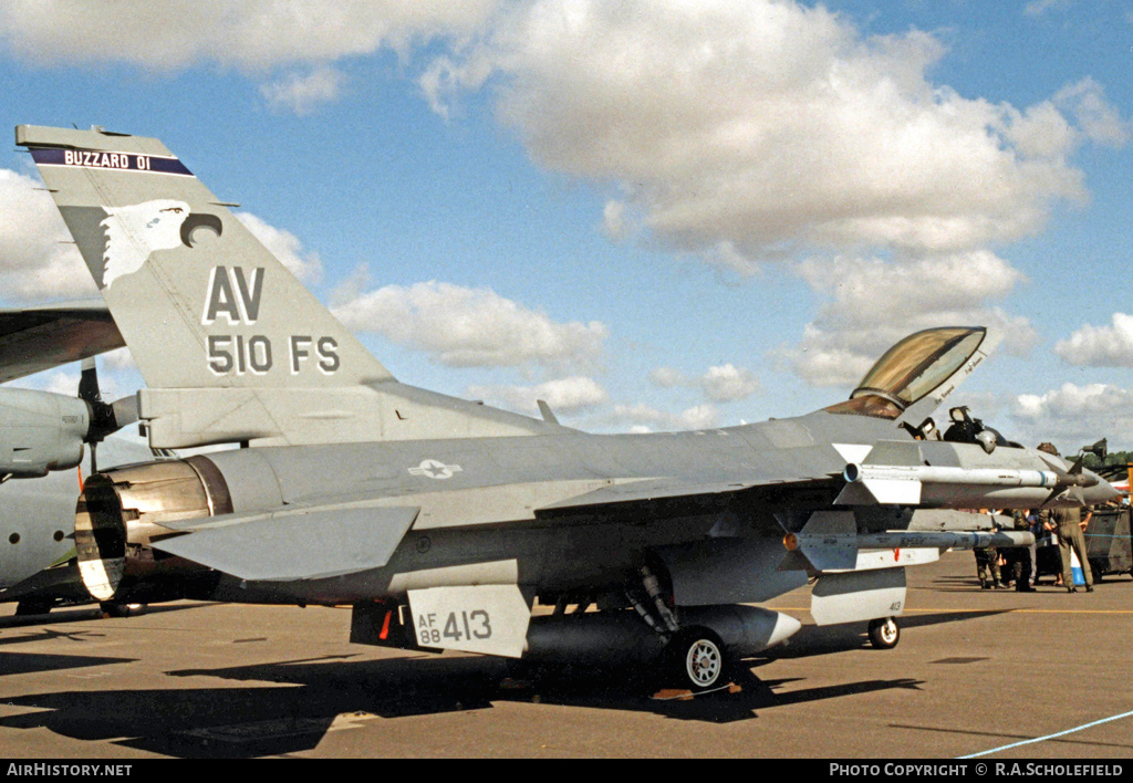 Aircraft Photo of 88-0413 / AF88-413 | General Dynamics F-16CM Fighting Falcon | USA - Air Force | AirHistory.net #27848