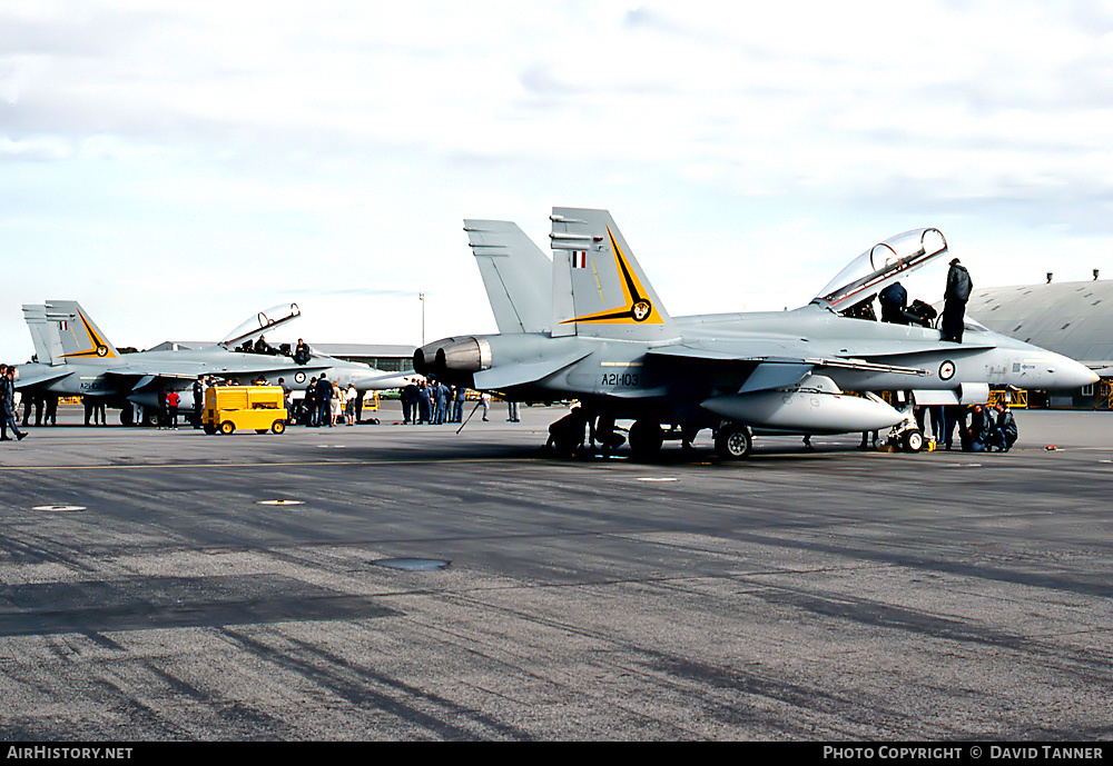 Aircraft Photo of A21-103 | McDonnell Douglas F/A-18B Hornet | Australia - Air Force | AirHistory.net #27987