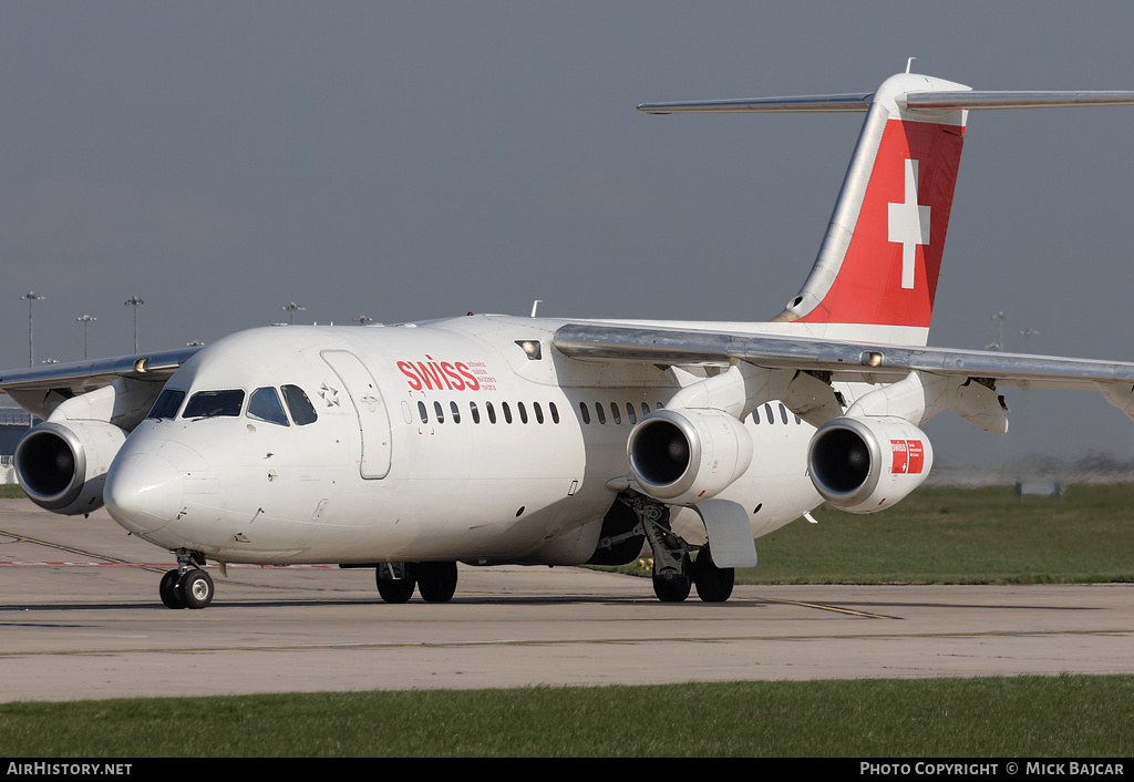 Aircraft Photo of HB-IXN | British Aerospace Avro 146-RJ100 | Swiss International Air Lines | AirHistory.net #28052