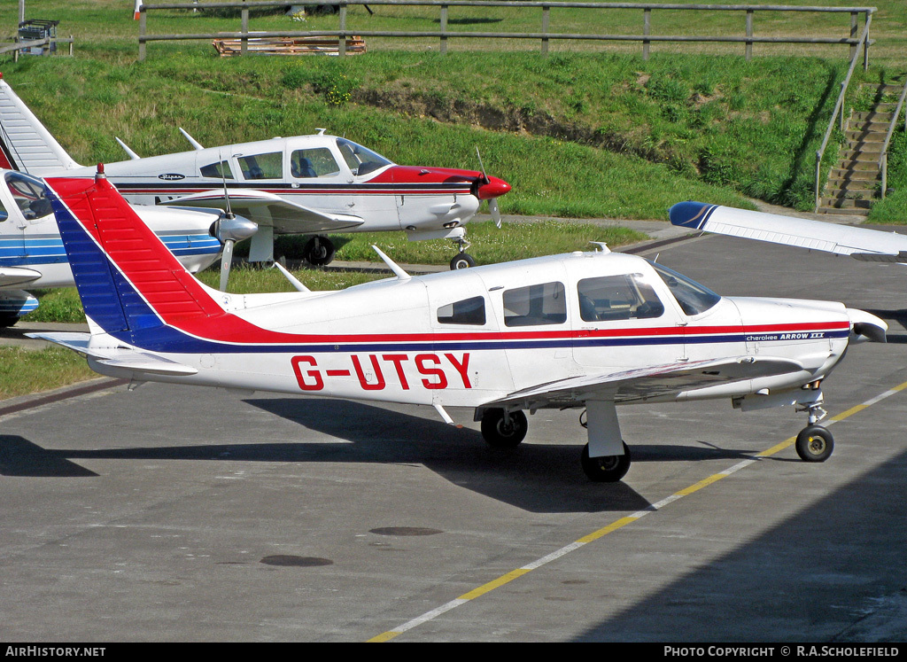 Aircraft Photo of G-UTSY | Piper PA-28R-201 Cherokee Arrow III | AirHistory.net #28072