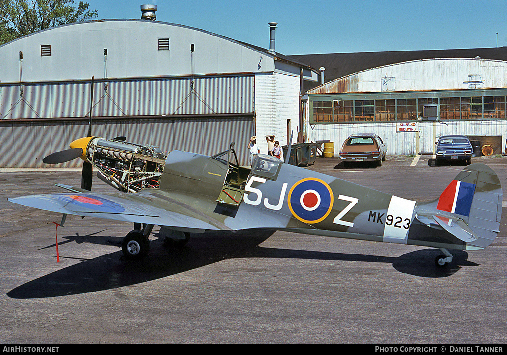 Aircraft Photo of N521R / MK923 | Supermarine 361 Spitfire LF9C | UK - Air Force | AirHistory.net #28282