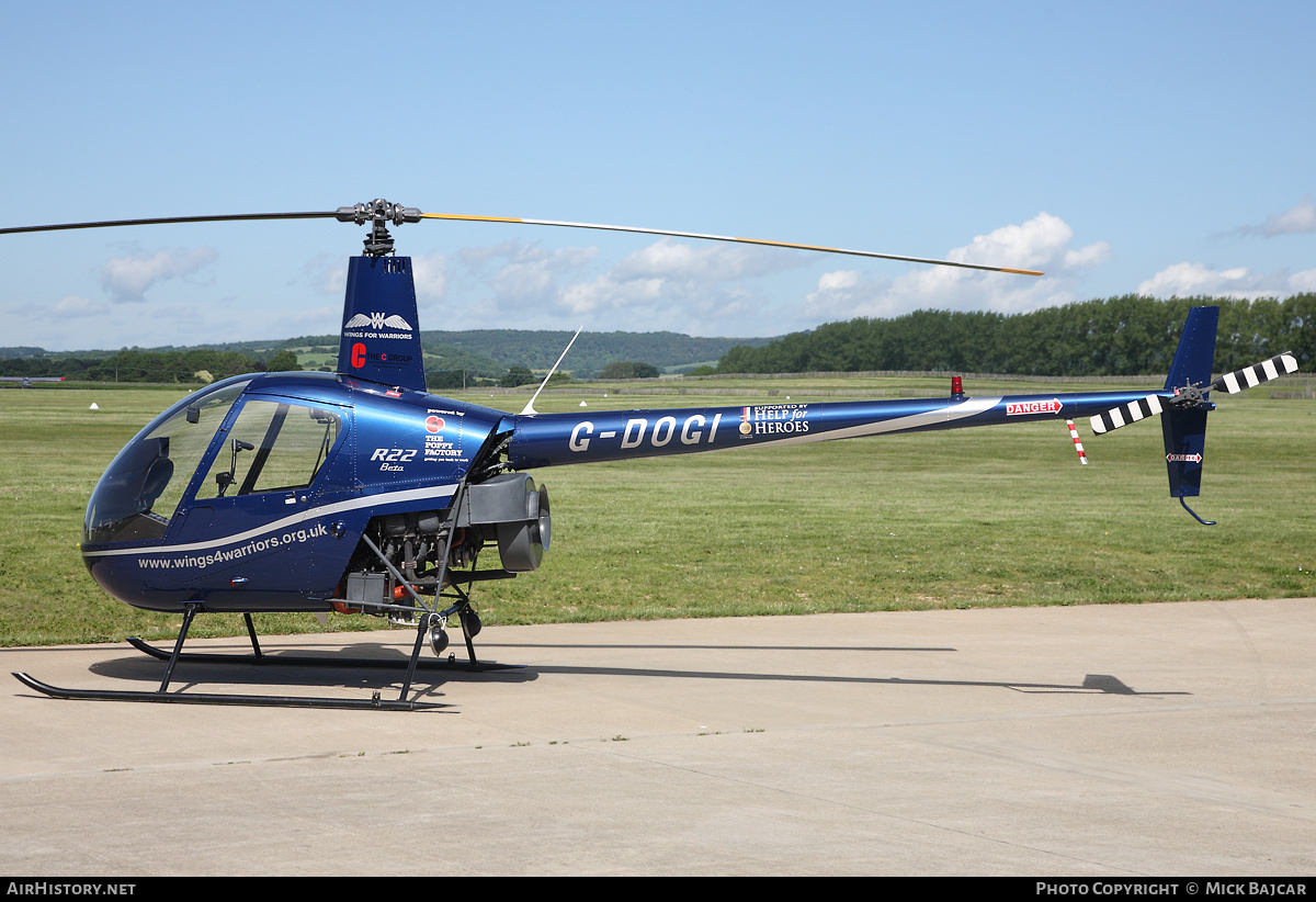 Aircraft Photo of G-DOGI | Robinson R-22 Beta | AirHistory.net #28302