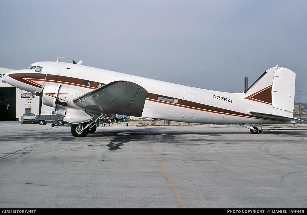 Aircraft Photo of N25641 | Douglas DC-3(C) | AirHistory.net #28462