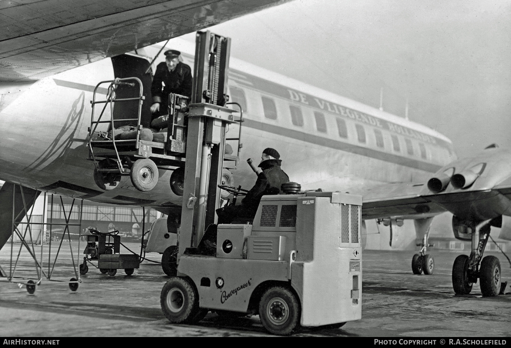 Aircraft Photo of PH-TEI | Convair 240-4 | KLM - Royal Dutch Airlines | AirHistory.net #28510