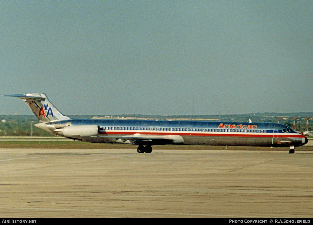 Aircraft Photo of N70401 | McDonnell Douglas MD-82 (DC-9-82) | American Airlines | AirHistory.net #28517