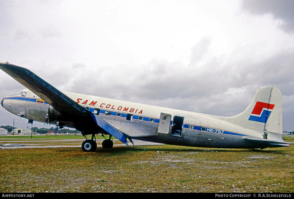 Aircraft Photo of HK-757 | Douglas C-54A Skymaster | SAM - Sociedad Aeronáutica de Medellín | AirHistory.net #28523