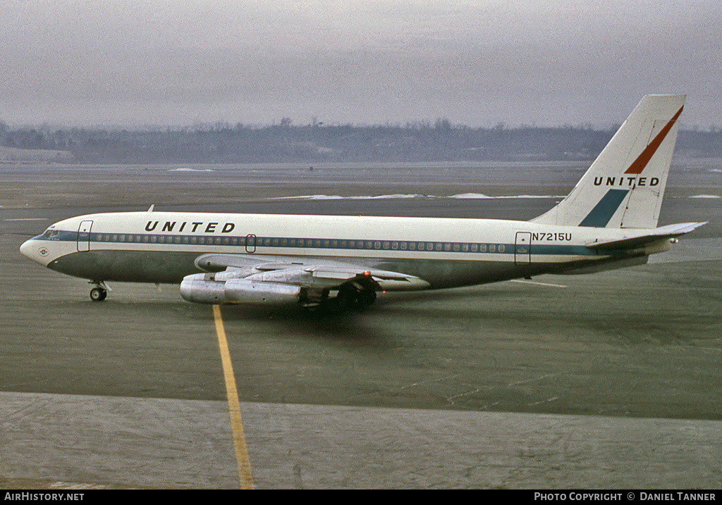 Aircraft Photo of N7215U | Boeing 720-022 | United Air Lines | AirHistory.net #28602