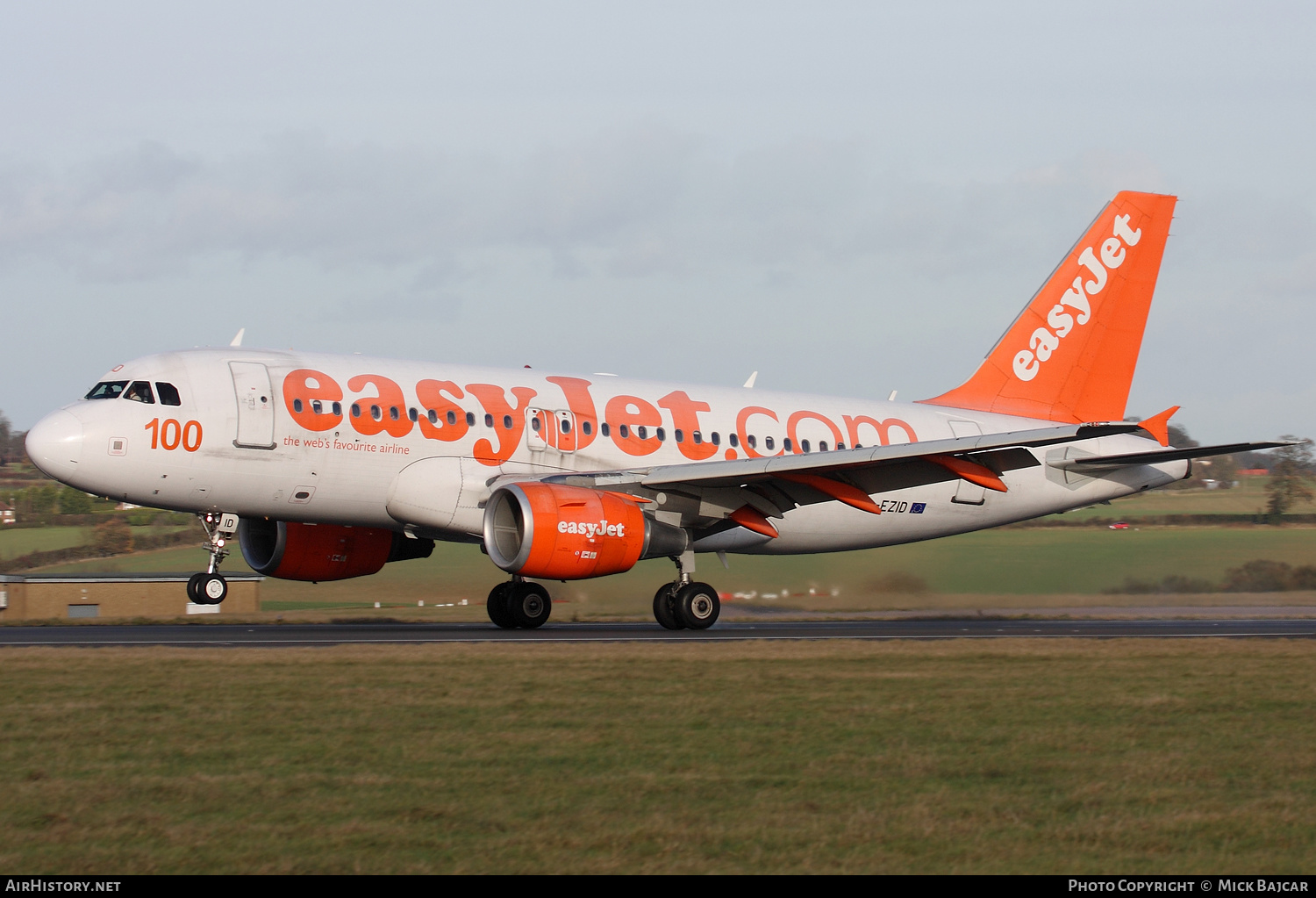 Aircraft Photo of G-EZID | Airbus A319-111 | EasyJet | AirHistory.net #28655