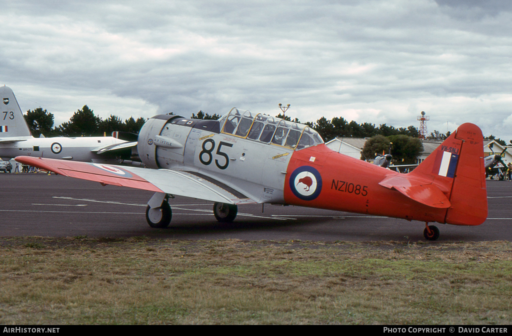 Aircraft Photo of VH-SNJ / NZ1085 | North American AT-6D Harvard III | New Zealand - Air Force | AirHistory.net #28676
