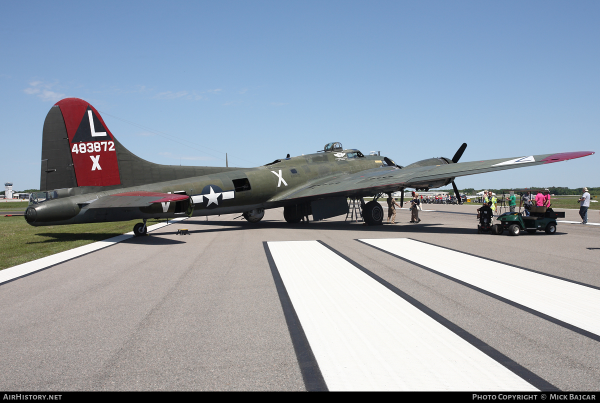 Aircraft Photo of N7227C / 483872 | Boeing B-17G Flying Fortress | Commemorative Air Force | USA - Air Force | AirHistory.net #28857