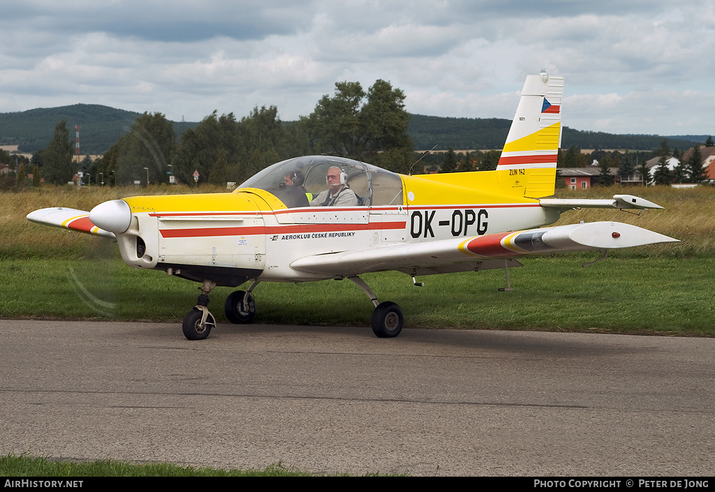 Aircraft Photo of OK-OPG | Zlin Z-142 | AeČR - Aeroklub České Republiky | AirHistory.net #29394