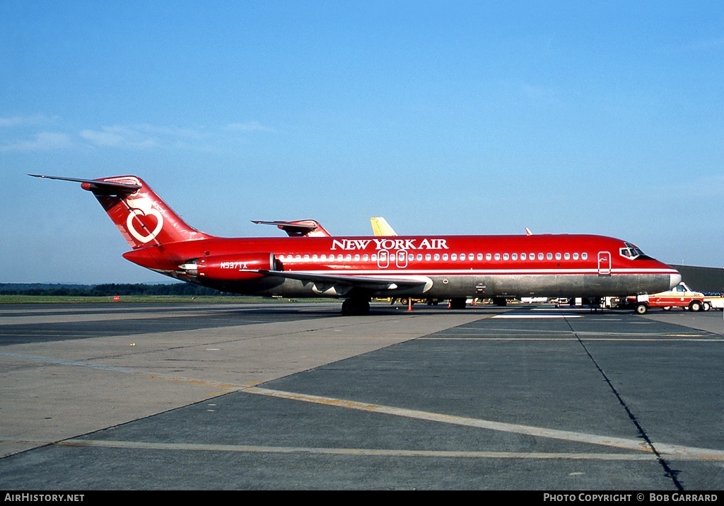 Aircraft Photo of N537TX | McDonnell Douglas DC-9-32 | New York Air | AirHistory.net #29580