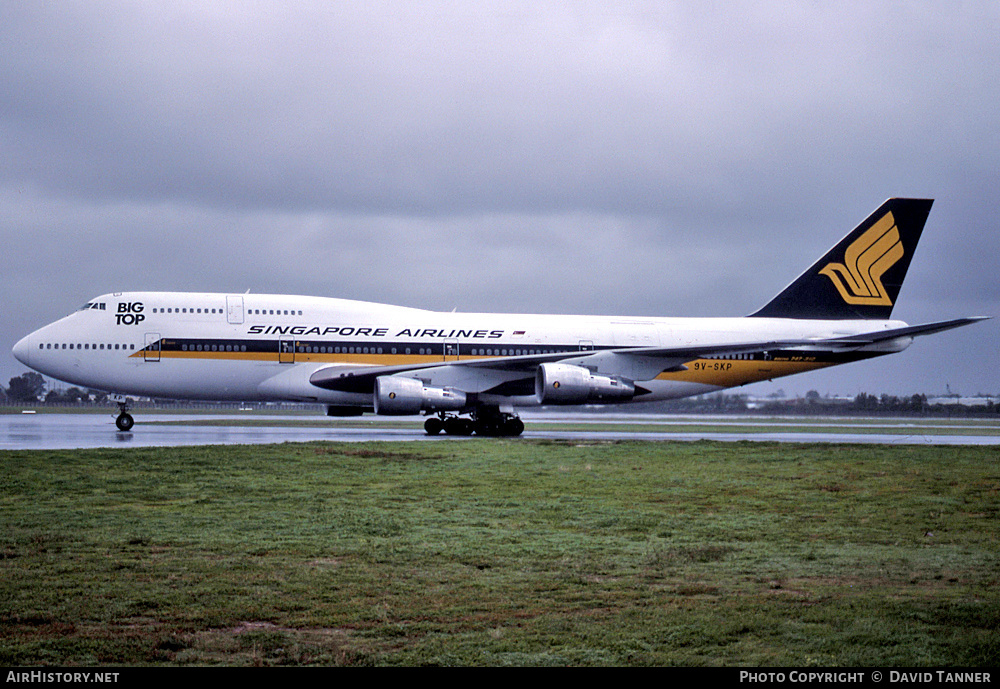 Aircraft Photo of 9V-SKP | Boeing 747-312M | Singapore Airlines | AirHistory.net #29588